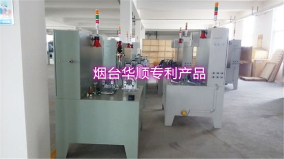 煙臺華順油氣潤滑設(shè)備不僅能用于滾動軸承和滑動軸承，還在齒輪尤其是大型開式齒輪、蝸輪蝸桿、滑動面、機車輪緣及軌道、鏈條等傳動件獲得了廣泛應(yīng)用