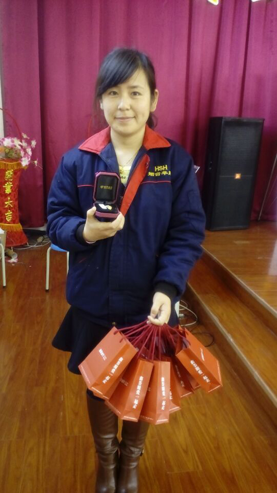 金飾品發(fā)放中！節(jié)能降耗，從油氣潤(rùn)滑開始。近三年，煙臺(tái)華順油氣潤(rùn)滑設(shè)備公司為國(guó)內(nèi)的200多個(gè)企業(yè)提供了500余套具有自主知識(shí)產(chǎn)權(quán)的油氣集中潤(rùn)滑系統(tǒng)