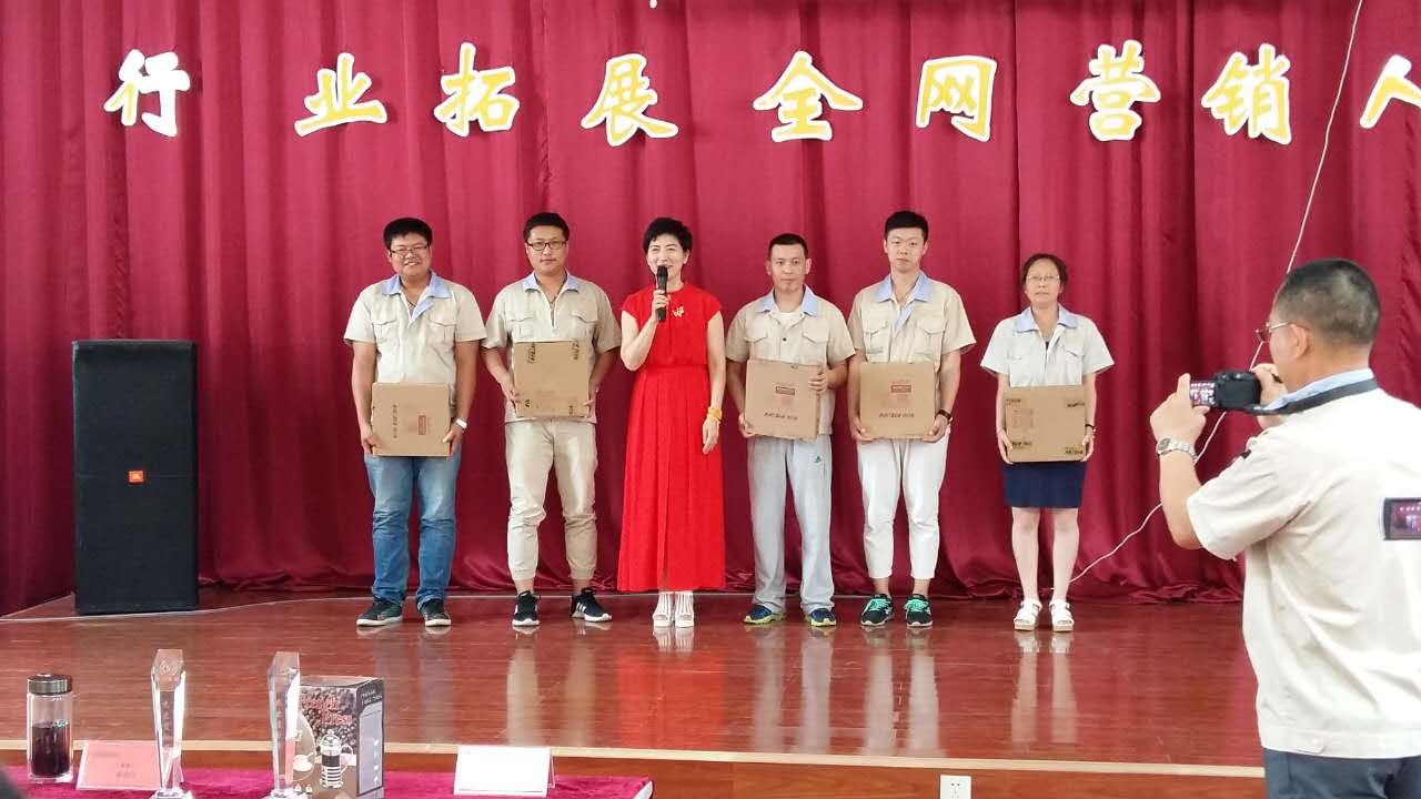 創(chuàng)新是源 質(zhì)量為本—煙臺華順油氣潤滑廠家迎來產(chǎn)品日